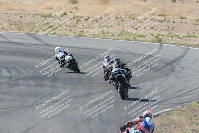 media/Apr-20-2025-AHRMA (Sun) [[393a79c373]]/Race/Group 11 early race/Turn 4b/